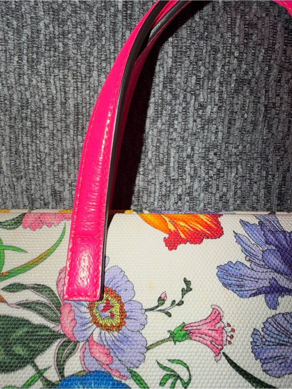 Gucci Floral Print Tote Bag with Pink Handles - Picture 9 of 16